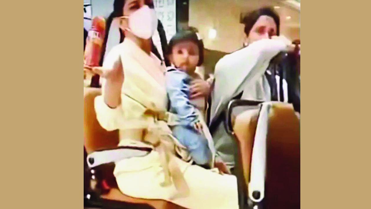 વાયરલ વીડિયોમાંથી સ્ક્રીન શૉટ